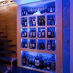 Stirling Luxury & 木屋