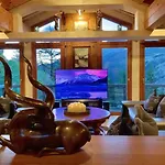 木屋 Stirling Luxury &