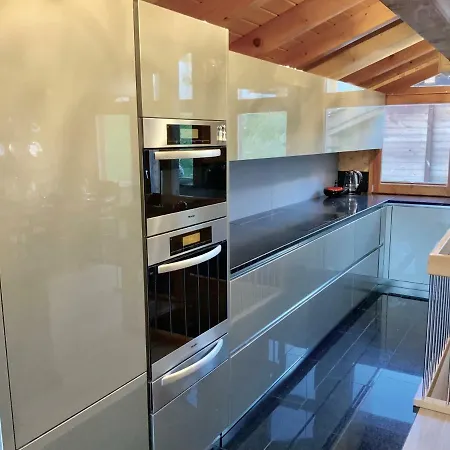Stirling Luxury & Chalet *