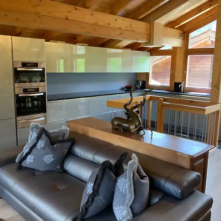 Stirling Luxury & Шале *