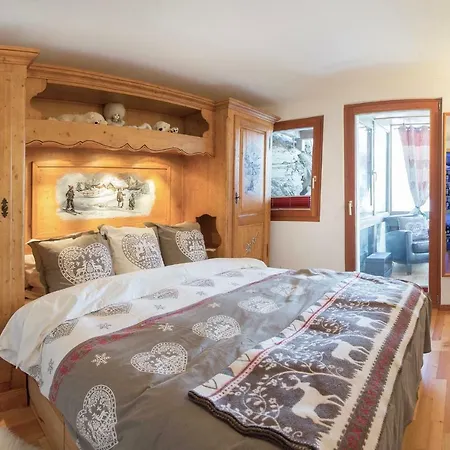 Stirling Luxury & Шале