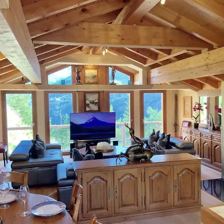 شاليه Stirling Luxury & Saas Fee