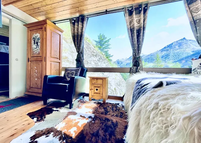 Stirling Luxury & Chalet *