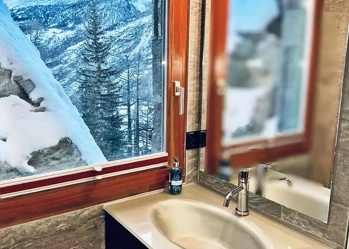 Stirling Luxury & Chalet