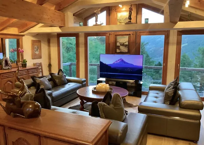 Stirling Luxury & Chalet