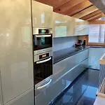 Stirling Luxury & Chalet *